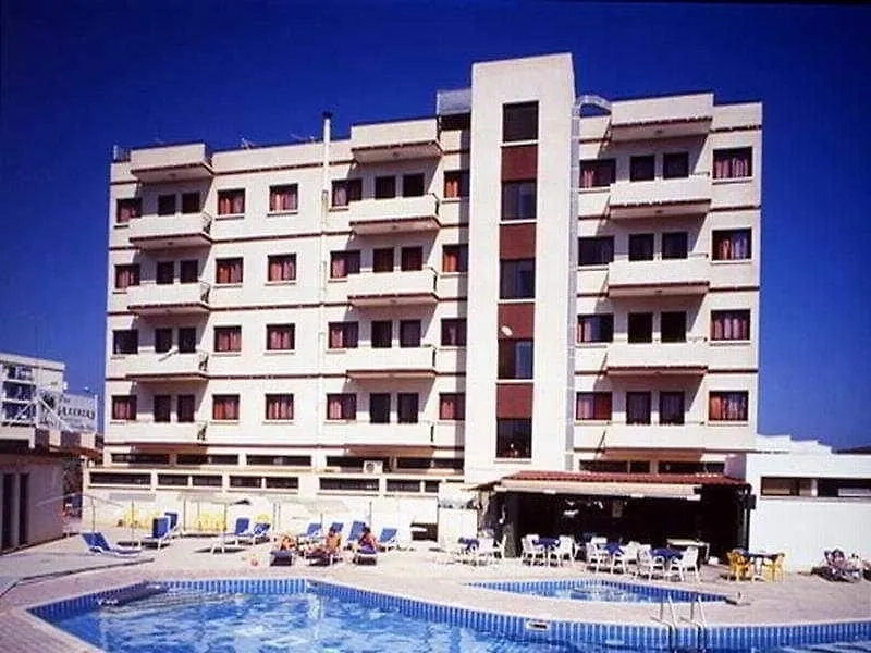 Апарт-отель Florida City Hotel Apartments Дубай